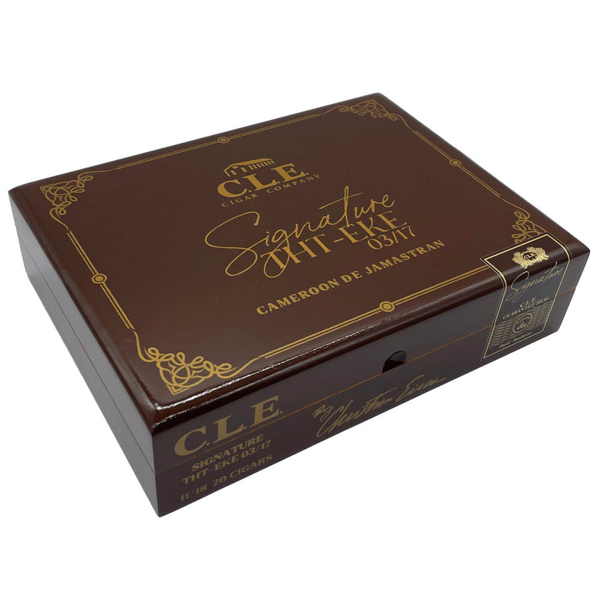 CLE Signature THT-EKE 03/17 11/18