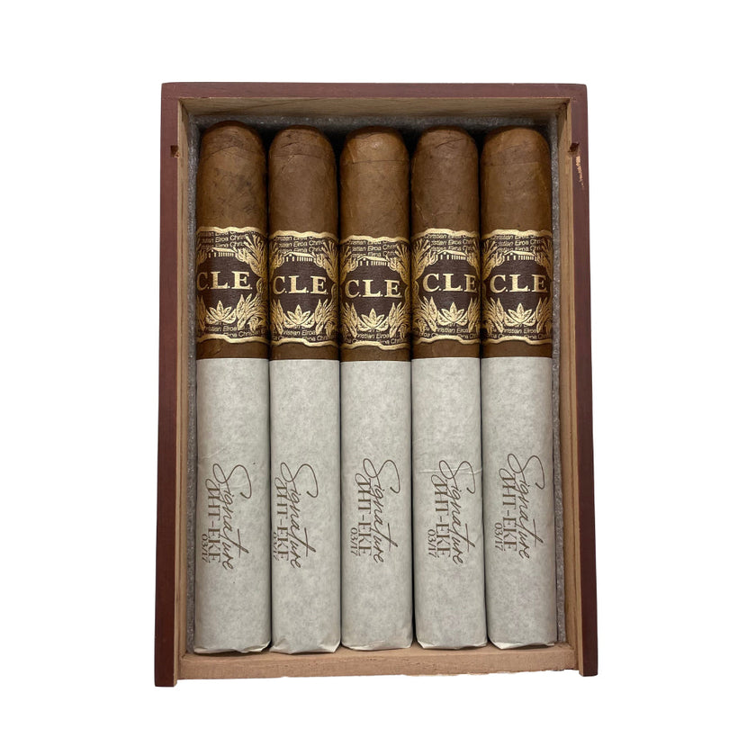 CLE Signature THT-EKE 03/17 54x6