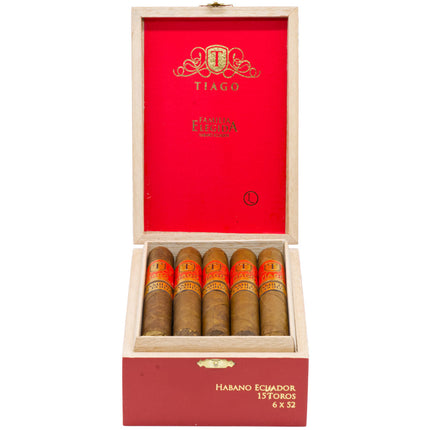 Tiago Familia Elegida Habano Toro
