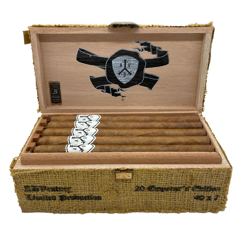 Adventura The Conqueror Lancero