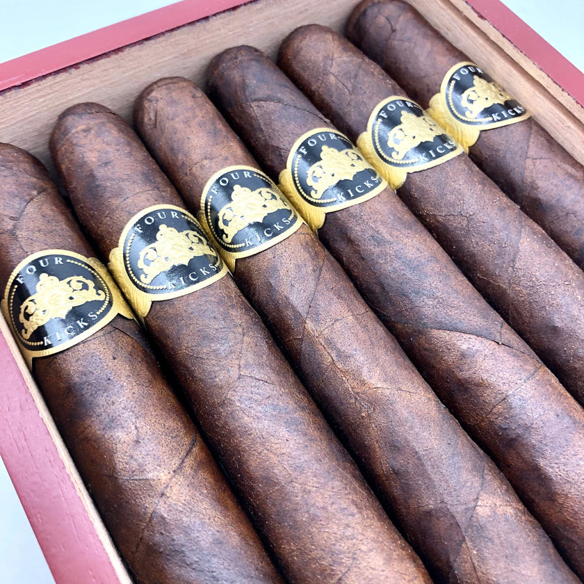 Four Kicks Maduro Corona Gorda