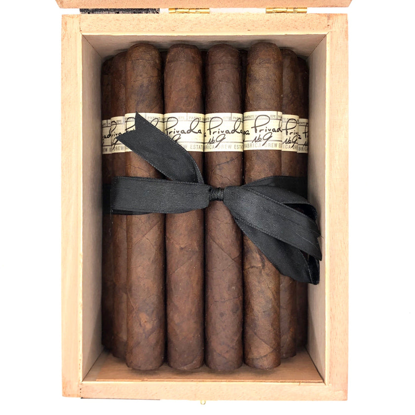Liga Privada No. 9 Corona Viva
