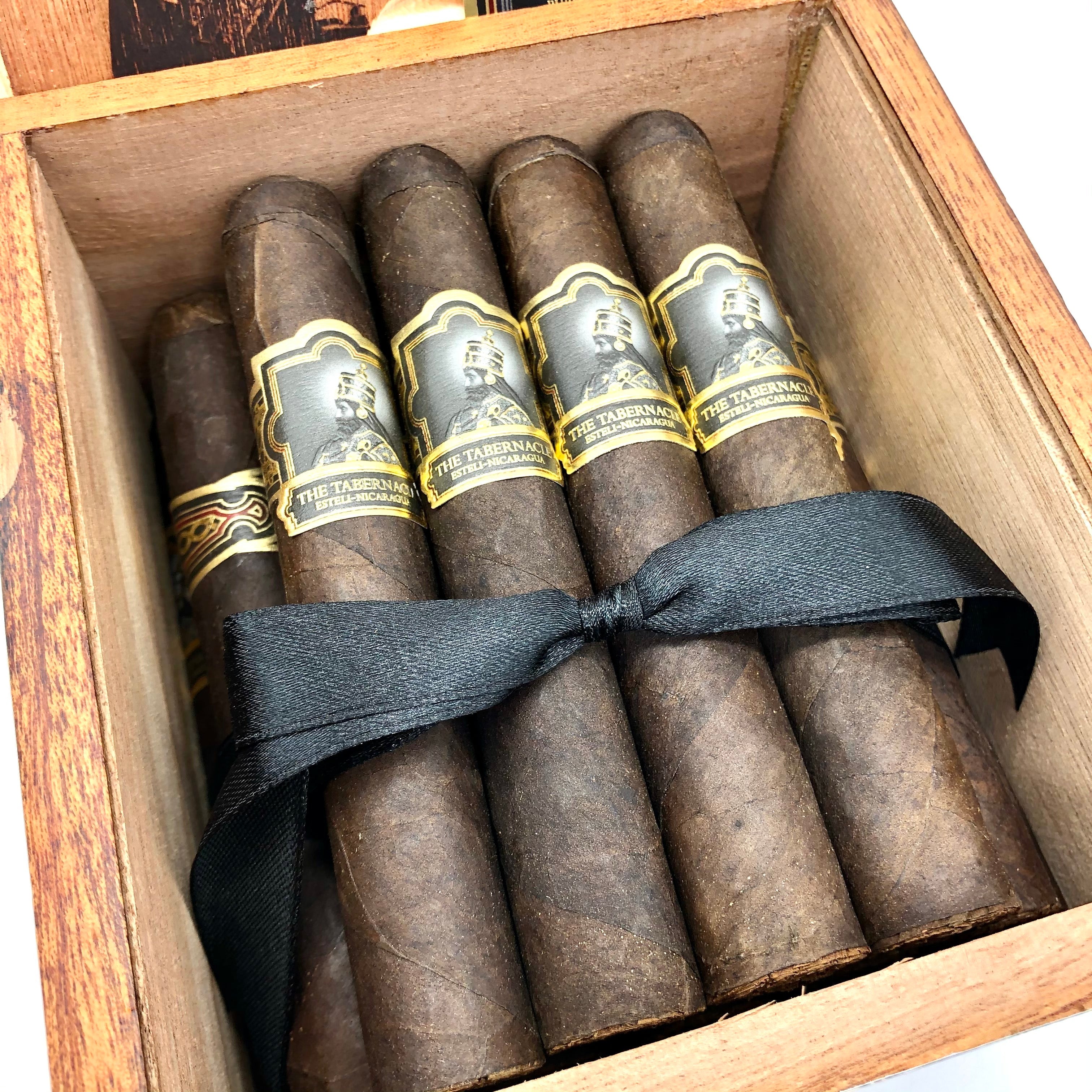 The Tabernacle Broadleaf Robusto