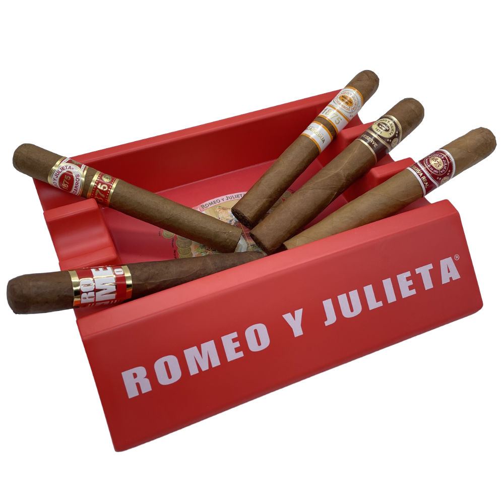 Romeo Y Julieta Toro Collection